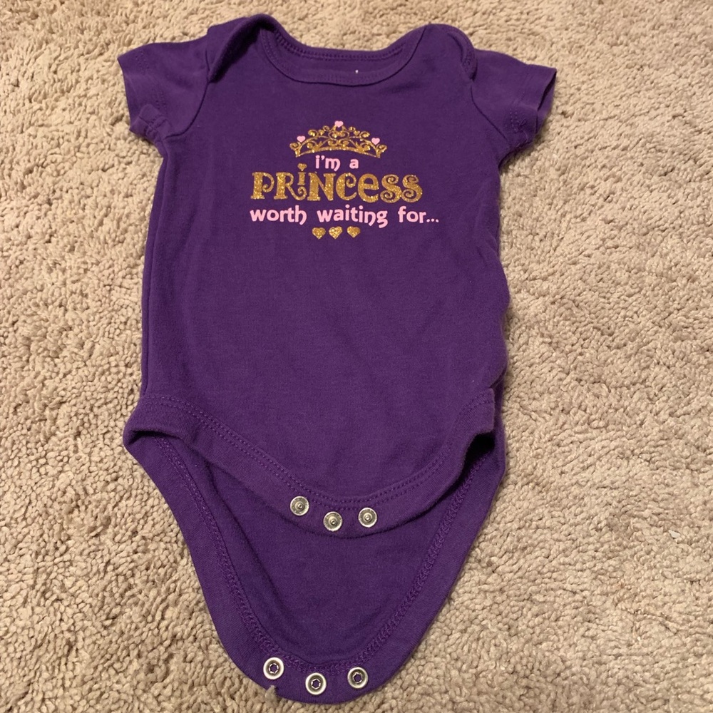 Short sleeve onesie 4 for 10